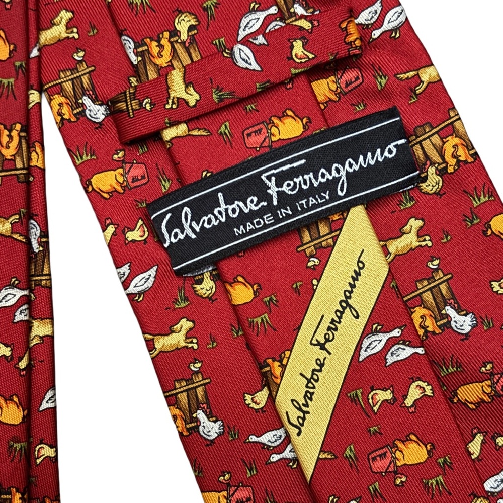 SALVATORE FERRAGAMO red patterned tie